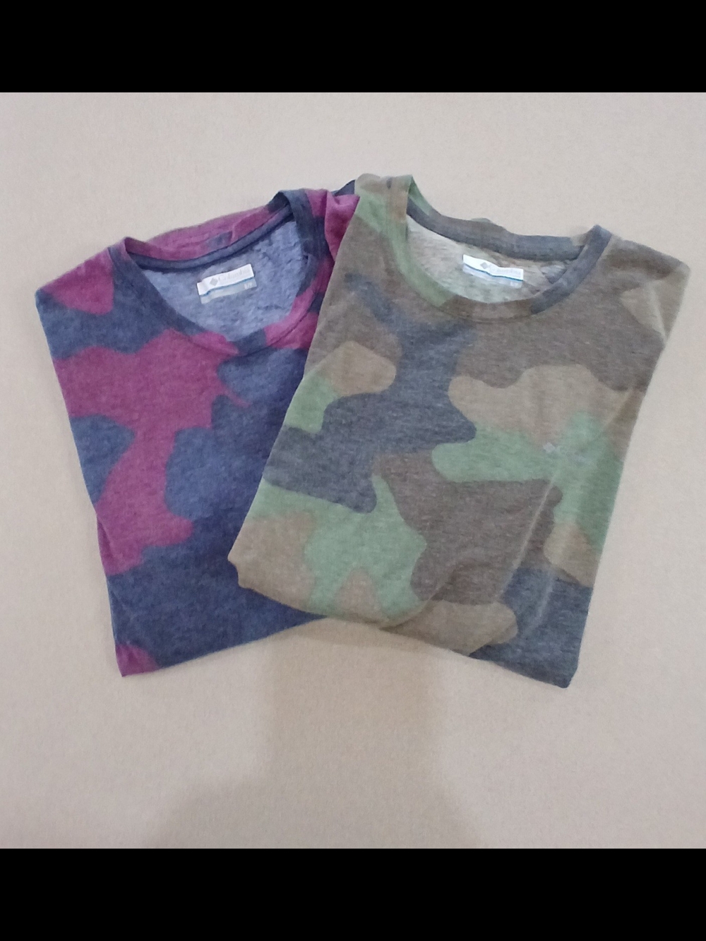 Columbia Maroon & Charcoal, brown  Camouflage Omnishade Crewneck Tees LOT OF 2